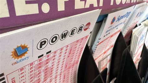 World record: $1.6 billion Powerball jackpot is now the largest ever.